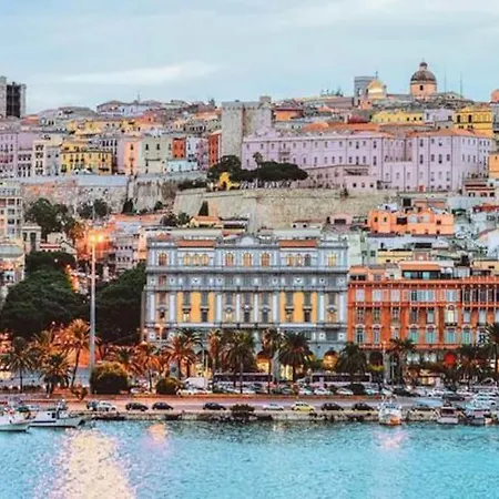 Carducci - Centro Apartman *